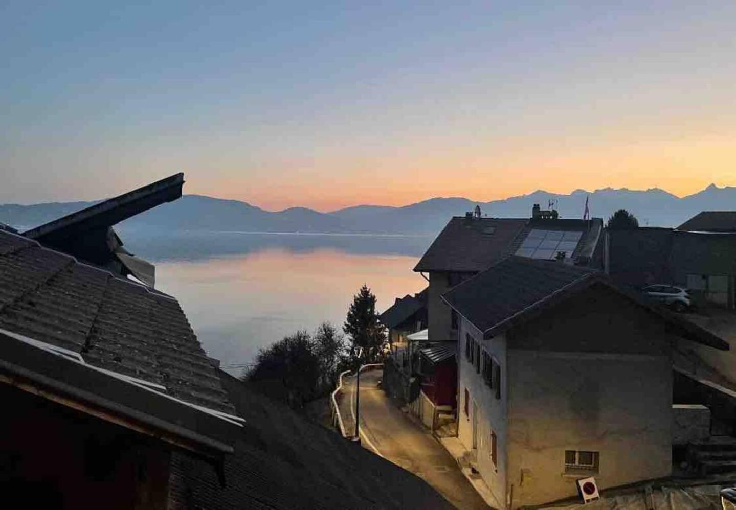 Chez Malou & Hugo Vue Lac Proche Suisse & Stations ! Saint-Gingolph Εξωτερικό φωτογραφία